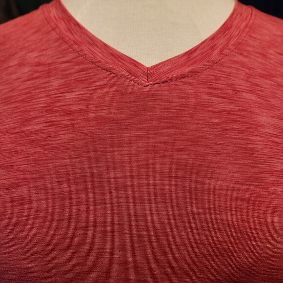 Bundle of Women's Short Sleeve Shirts - Picture 4 of 12